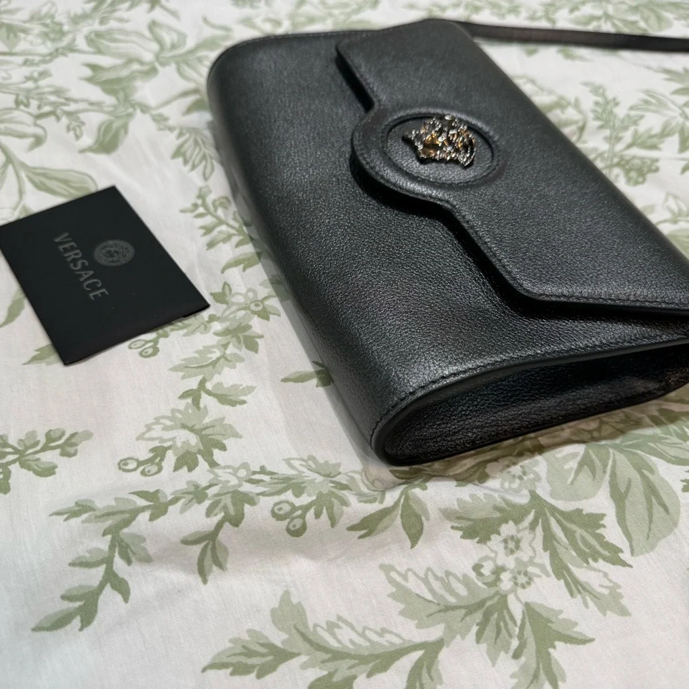 Versace bag - Picture 5 of 7